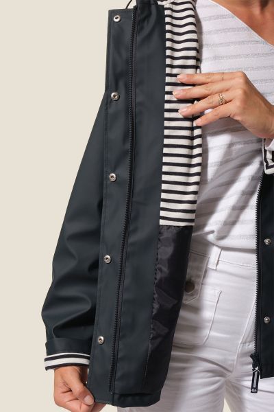 Дамско  непромокаемо яке Nadege