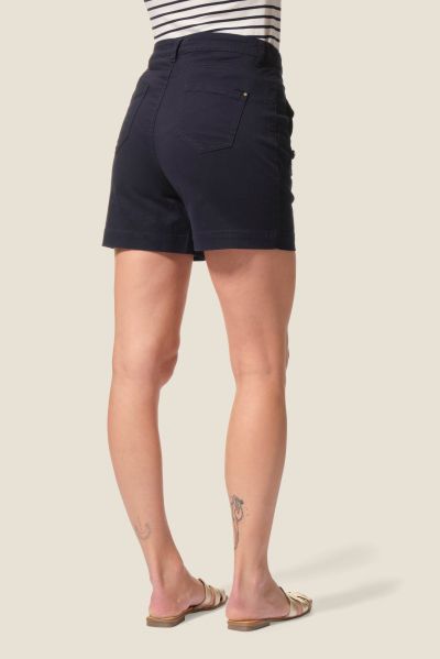 Дамски къси панталони Treddia с декоративни златни копчета