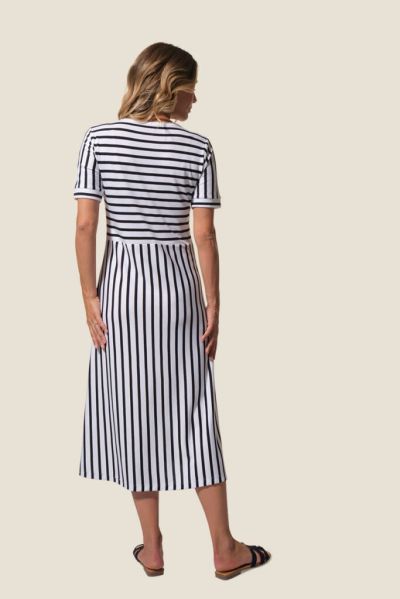 Дълга дамска рокля Guyana на райета